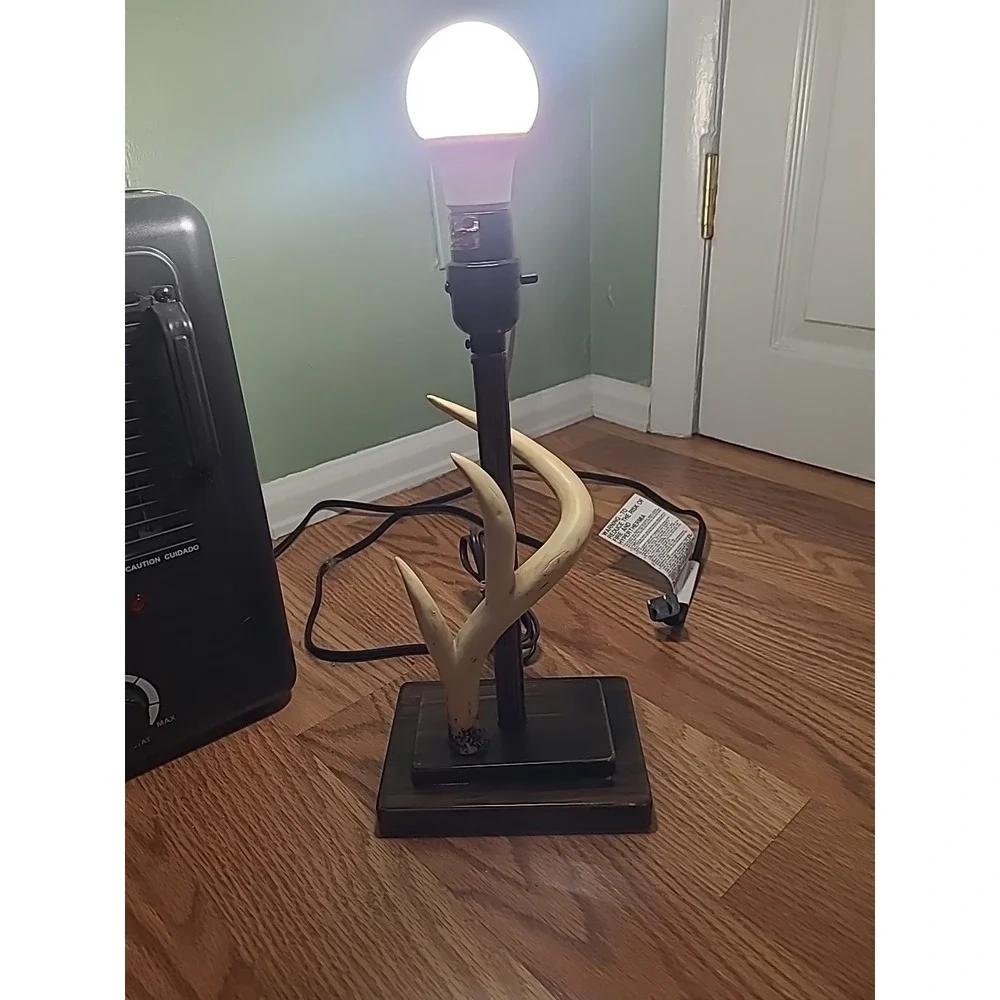 Vintage‎ Faux Antler Table Lamp Accent Lamp Tested Works